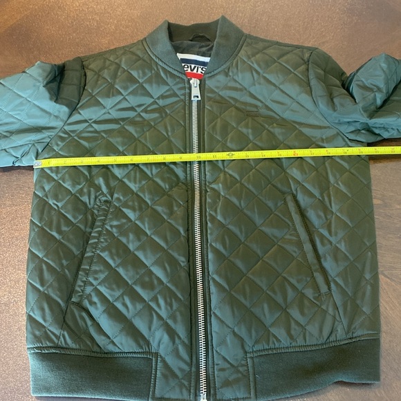 Levi’s diamond Quilted army green fall jacket size medium - Picture 9 of 10